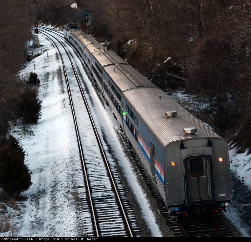 Amtrak #20(21) is knocking down the Blackwater Creek signal just north of the Lynchburg station.